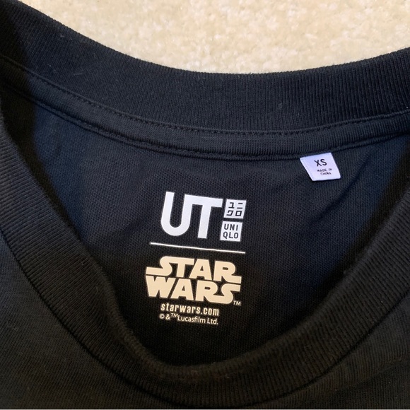 Star Wars The Last Jedi Uniqlo Black T-Shirt Women Size XS BB-8 Logo Embroidered - Picture 3 of 9